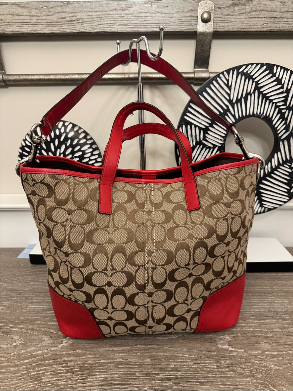 Coach Signature Canvas Shoulder Bag with Red Leather Accents. Missing hang tag - Picture 2 of 12
